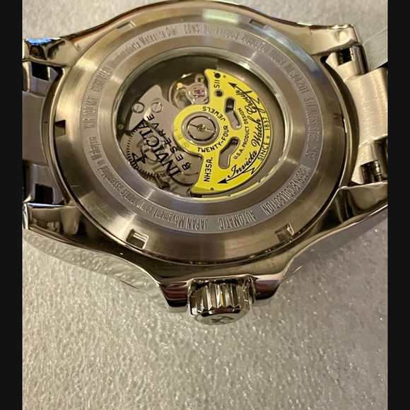 Invicta Reserve 34201 Genuine Meteorite Dial Watch - Picture 6 of 12